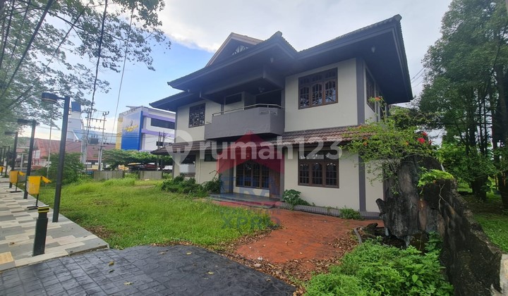 Rumah Tepi Jalan Ahmad Yani Untuk Hotel Komersil Kota Pontianak