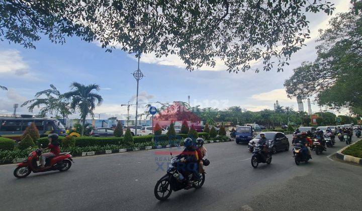 Rumah Tepi Jalan Ahmad Yani Untuk Hotel Komersil Kota Pontianak