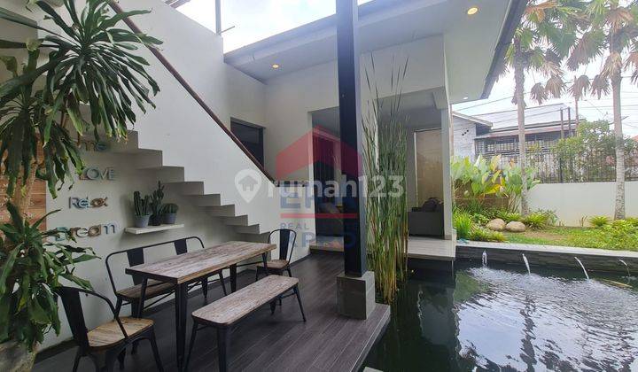 Rumah 2 Lantai Modern Tropis Siap Huni Paris 2, Kota Pontianak 9