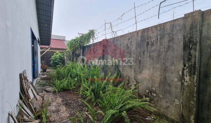 Rumah Dengan Tanah Yang Luas Re Martadinata, Pontianak 2