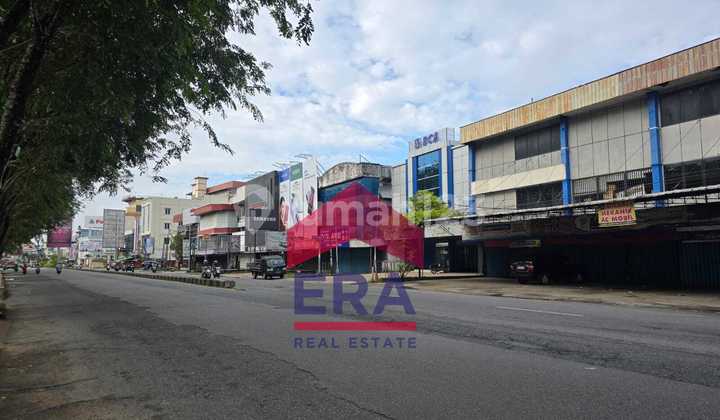 Shop House in a Busy Location, Tanjung Pura, Pontianak 2