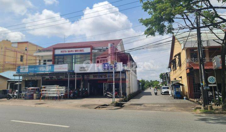 Ruko Tepi Jalan Prof M Yamin, Pontianak 1