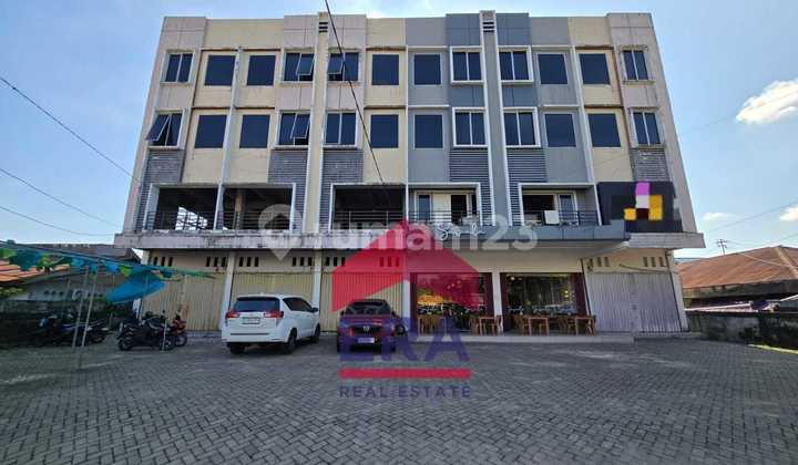 Ruko Siap Pakai Uray Bawadi, Pontianak Ruko Siap Pakai Uray Bawadi, Pontianak