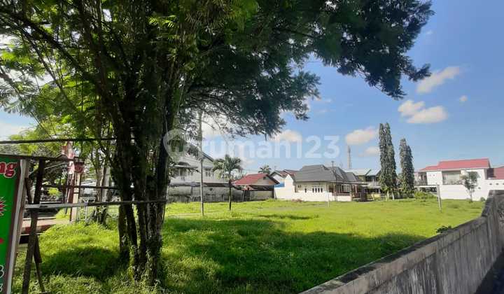 Tanah Tepi Jalan Lokasi Ramai dan Strategis Dr Wahidin, Pontianak