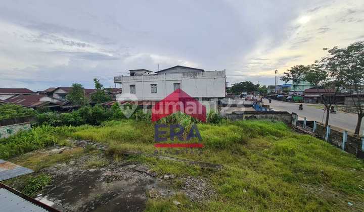 Shop House and Large Land in the Bustling Yos Sudarso Sub-District Area, Pontianak 2