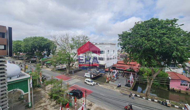 Ruko Tepi Jalan Ruko Merdeka Barat, Pontianak 2