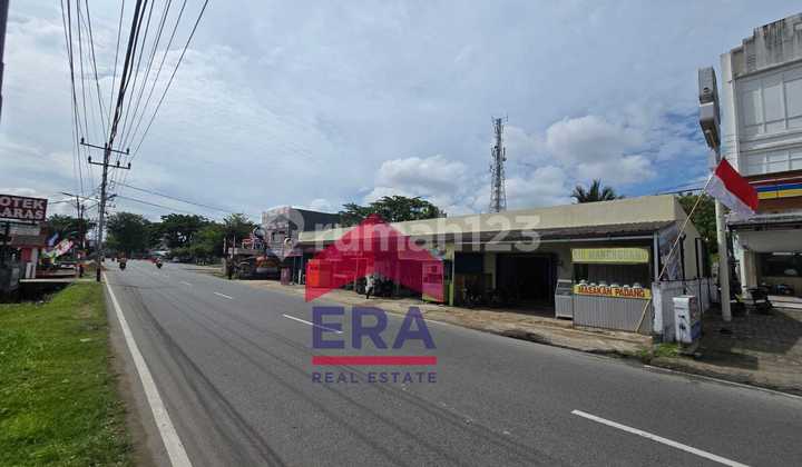 Tanah Tepi Jalan Kom Yos Sudarso, Pontianak