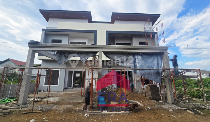 Rumah 2 Lantai lokasi serdam Spring Park, Pontianak Kubu Raya