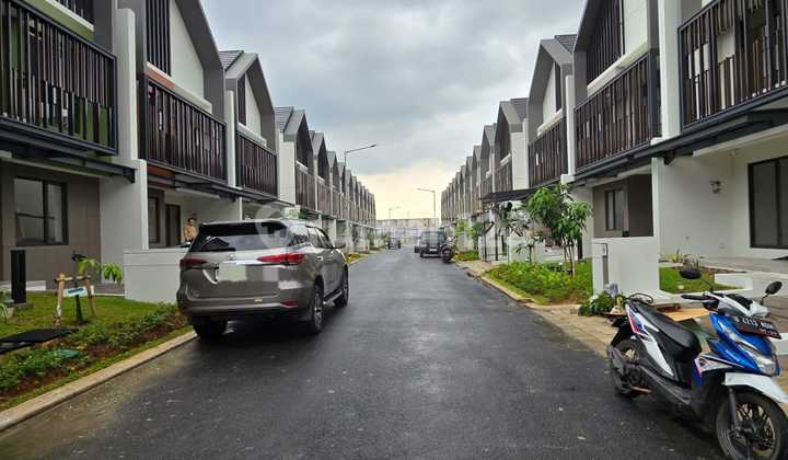 Rumah Minimalis Modern Di Leonora Summarecon Rumah Minimalis Modern Di Leonora Summarecon
