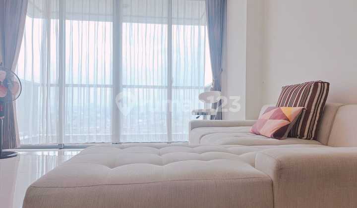 Disewa St Moritz Apartemen.puri 2 Kamar Tidur