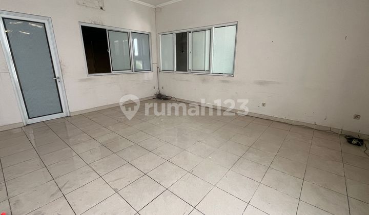 disewakan gudang bizhub serpong  dekat toll bsd 1