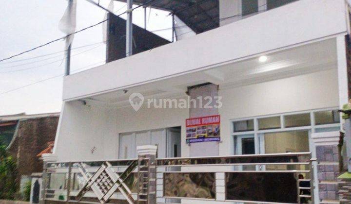 Rumah Cisaat Sukabumi Dua Lantai Ada Kolam Renang Anak 1