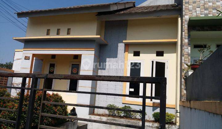 Rumah Strategis Seberang Indogrosir Kota Sukabumi Dekat Terminal 2