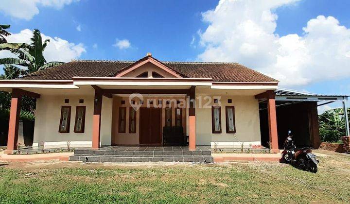 Villa Dijual Luas Sejuk Kadudampit Sukabumi View Pegunungan  1