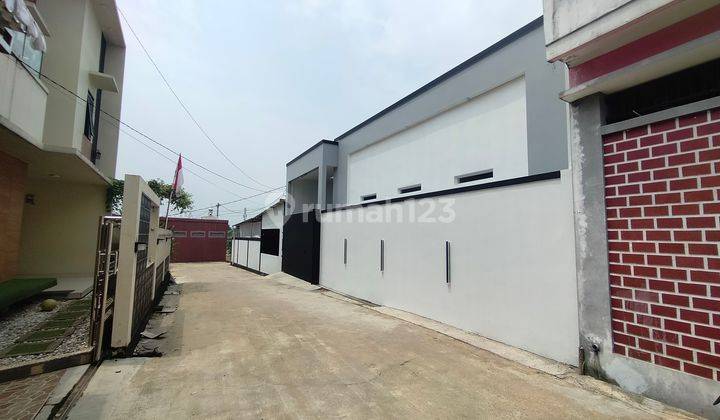 Rumah Mewah Sukabumi Ada Kolam Renang Indoor Plus Studio Musik  1