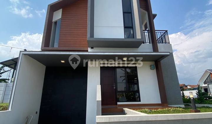 Rumah Mewah Cluster Kota Sukabumi Siap huni Rumah Mewah Cluster Kota Sukabumi Siap huni