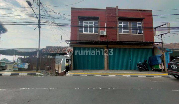 Ruko Murah Strategis Jual Cepat Hanya 50 Meter Lapang Merdeka 1