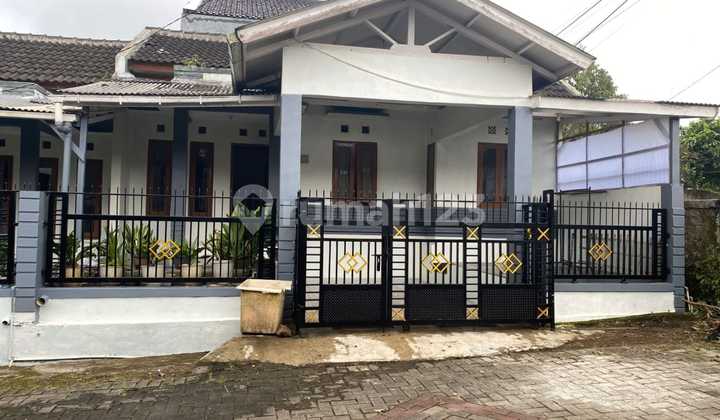 Dijual Rumah Kota Sukabumi Taman Asri Luas Asri Sejuk Hook