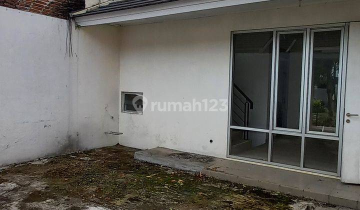 Dijual Rumah 2 Lantai Unfurnished SHM di Cluster Garden Groove, Tangerang 2