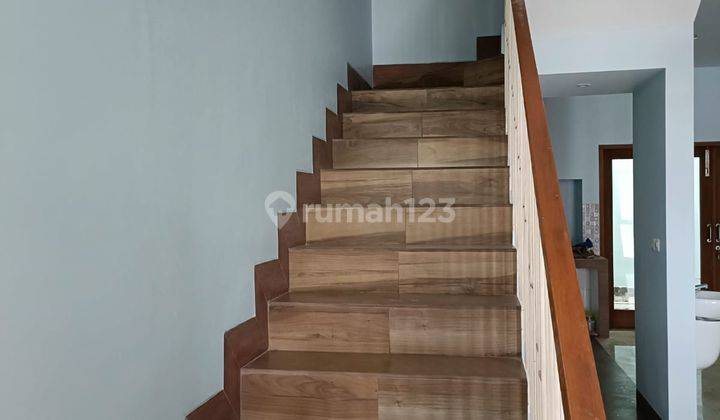 Disewakan Rumah Bagus di Pondok Bambu Jakarta Timur 2