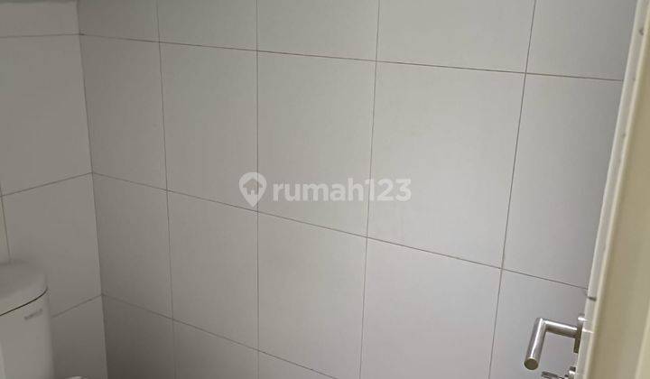 Disewakan Rumah Bagus di Pondok Bambu Jakarta Timur 6