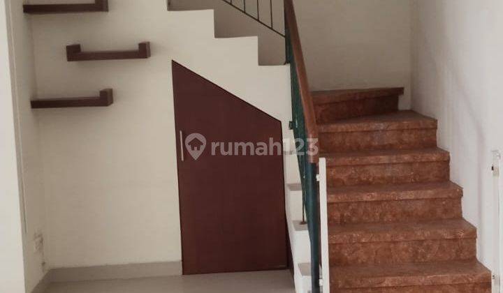 Rumah 2 Lantai Bagus di Raffles Hills Cibubur, Depok 2