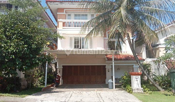 Disewakan Rumah Mediterania dengan Pool Sentul City 1