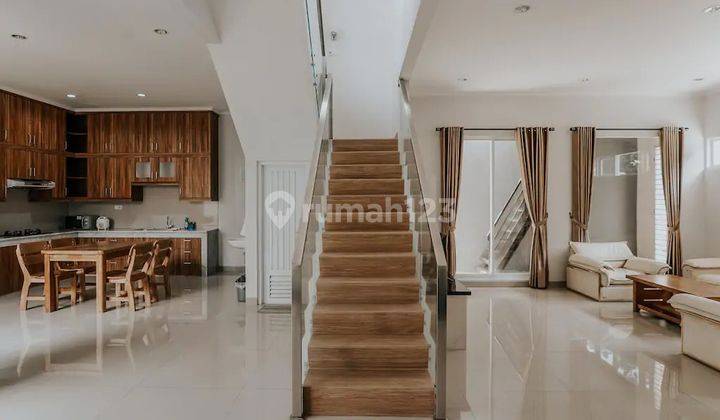 Rumah Minimalis 2 Lantai Sentul City, Bogor 2