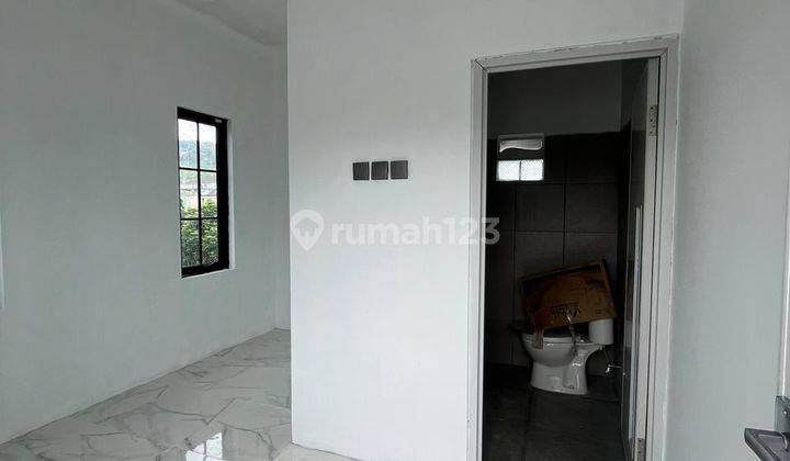 Rumah Dengan Kolam Renang Dan Rooftop Sentul City, Bogor 2