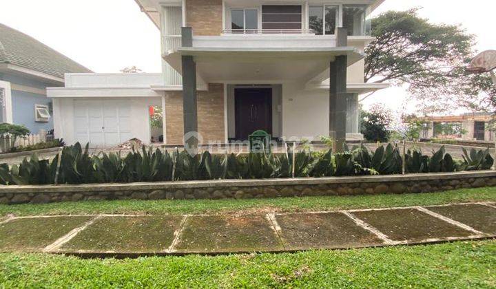 Rumah Minimalis Modern Backyard Luas Sentul City, Bogor 1