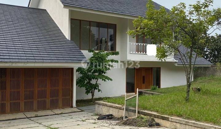 Rumah 2 Lantai Dengan Backyard Luas Sentul City, Bogor 1