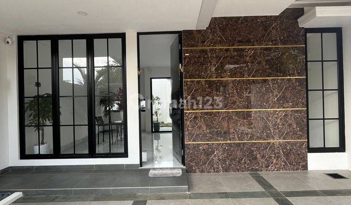 Rumah Tipe American Style Di Graha Laras Sentul 2