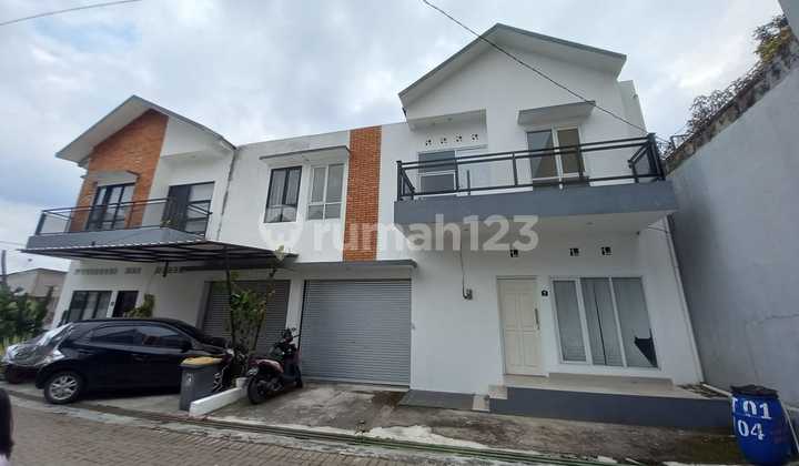 Disewakan Rumah Nyaman Siap Huni Lokasi di Cluster Butik Cihanjuang Bandung 2
