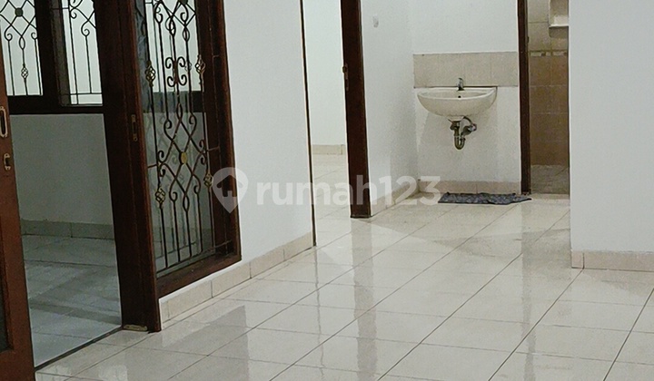 Rumah Cantik Asri Di Kopo Mas 2