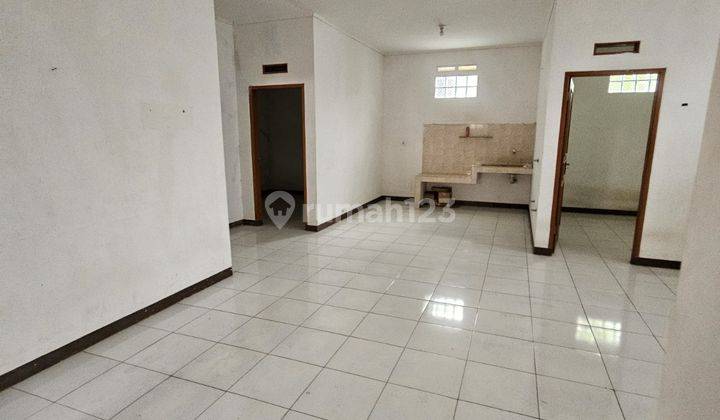 Disewakan Rumah Minimalis Sederhana Lokasi Strategis di Taman Cibaduyut Indah 2 2