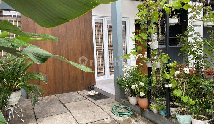 Dijual Rumah Siap Huni Lokasi Strategis di Taman Kopo Indah 3 1