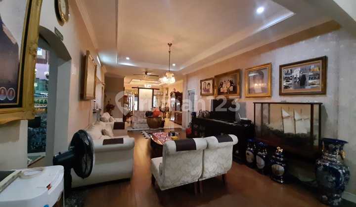 Rumah Mewah Murah di Condet