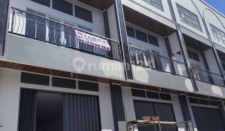FOR SALE 3-Story Shop House on Jl. Beller Balikpapan 1