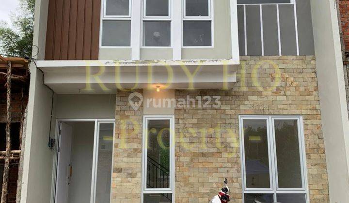 Dijual Rumah 2 Lantai di Perumahan Balikpapan Regency , Balikpapan 1