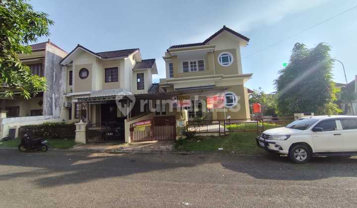 DISEWAKAN Rumah Hook 2 lantai di Balikpapan Baru cluster Kyoto