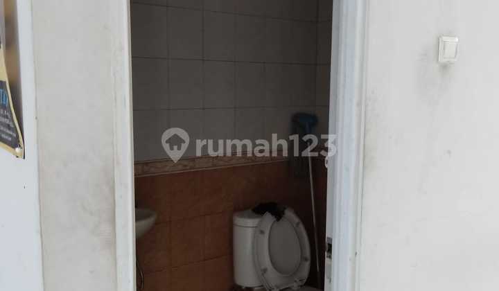 FOR RENT 3-Story Shop House on JL. Marsma R. Iswahyudi Gn. Bakaran Balikpapan 2