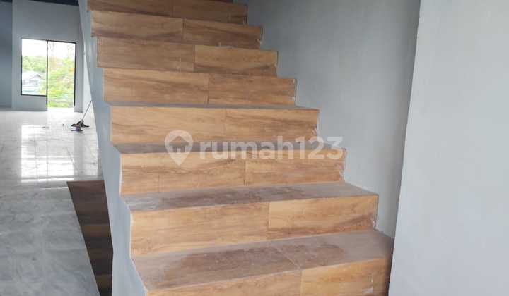 FOR SALE 4-Story Shop House on JL. MT. Haryono, North Balikpapan, Balikpapan 2
