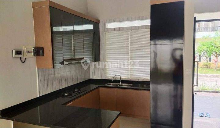 Dijual Rumah di Perumahan The Hue Jl. Pupuk Raya, Balikpapan 2