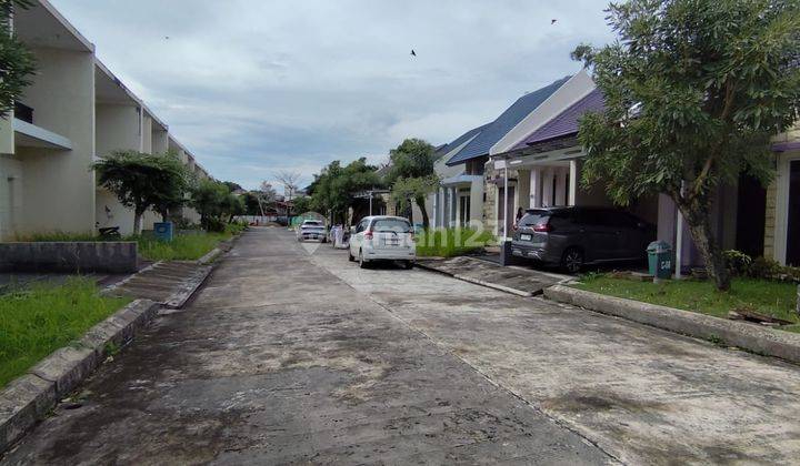 Dijual Rumah di Perumahan The Hue Jl. Pupuk Raya, Balikpapan 2