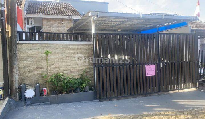 Dijual Rumah Semi Furnished di Komplek Perumahan Balikpapan Regency Cluster De Valley, Balikpapan 1