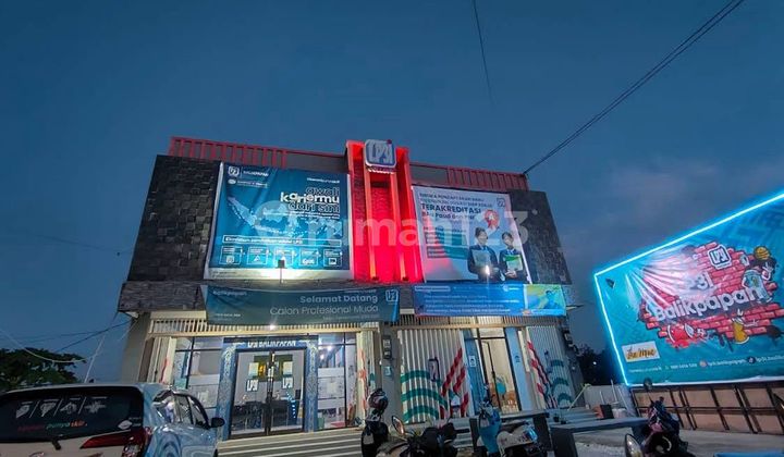 For Rent 2 Units of 3.5-Story Shophouses, in Sungai Ampal, Balikpapan