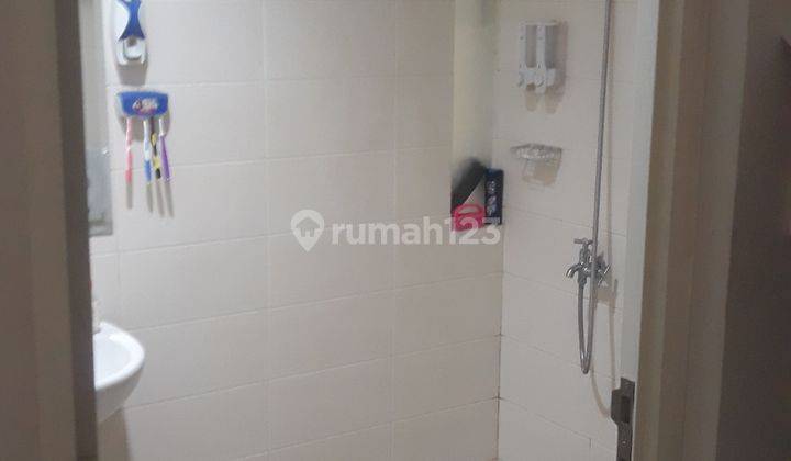 Rumah 2 lantai view taman 8