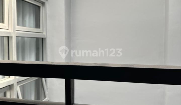 Rumah, 2 Lantai, Bebas Banjir 2