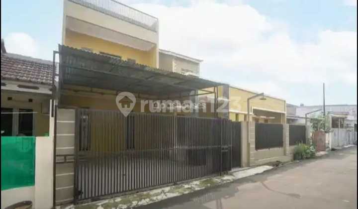 For Sale Comfortable 2-Story House Ready to Occupy 2