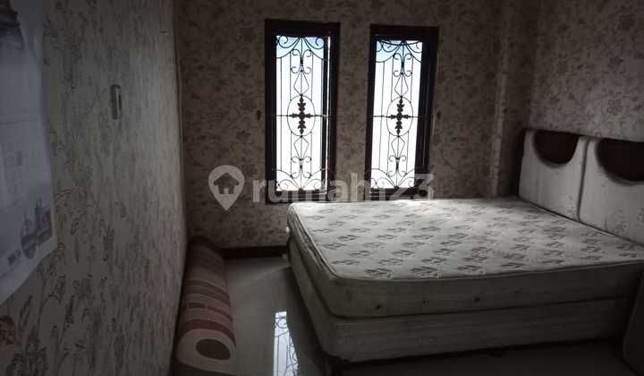 di jual rumah siap huni di daerah grand wisata festive garden blok ag 11 no 11 2